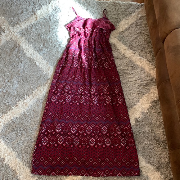 Charlotte Russe Dresses & Skirts - Charlotte Russe Maxi Dress. Size S.